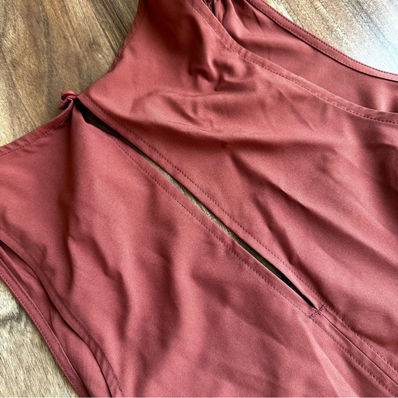 Old Navy Terracotta Jump Suit - Picture 5 of 5